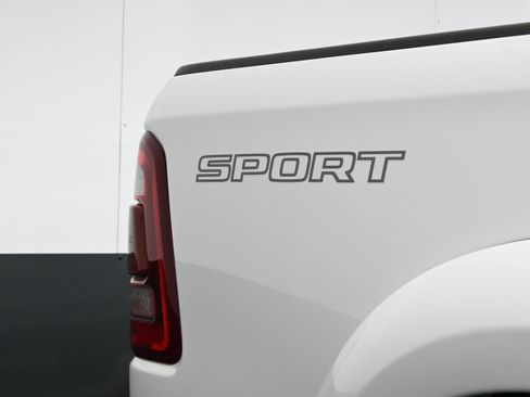 Used 2023 RAM 1500 Big Horn AWD/4WD image 45