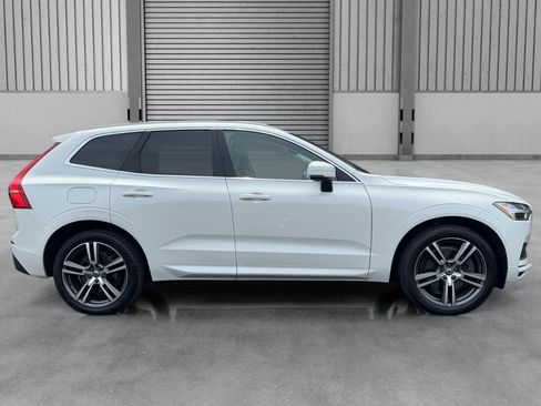 Used 2018 Volvo XC60 T6 Momentum w/ Protection Package Premier AWD/4WD image 32