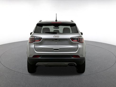 Used 2025 Jeep Compass Limited AWD/4WD image 8