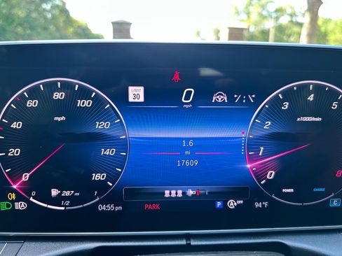 Used 2024 Mercedes-Benz C 300 Sedan image 37