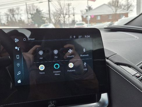 Used 2024 Chevrolet Corvette Stingray Preferred Cpe w/ Z51 Performance Package image 10