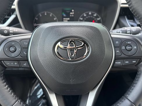 Certified 2025 Toyota Corolla Hatchback w/ SE Package FWD image 26