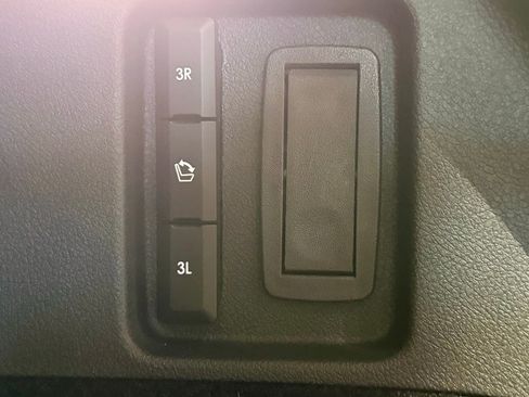 New 2026 Lincoln Aviator AWD image 37