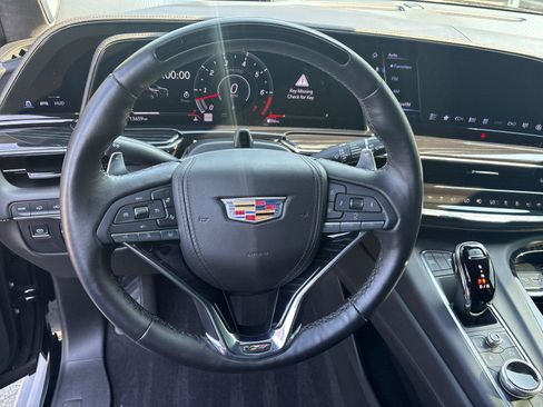 Used 2023 Cadillac Escalade V AWD/4WD image 18
