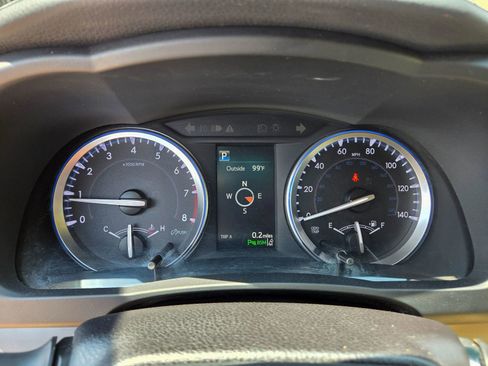 Used 2017 Toyota Highlander Limited Platinum image 31