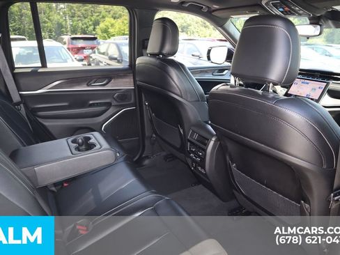 Used 2024 Jeep Grand Cherokee Limited 4xe AWD/4WD image 24