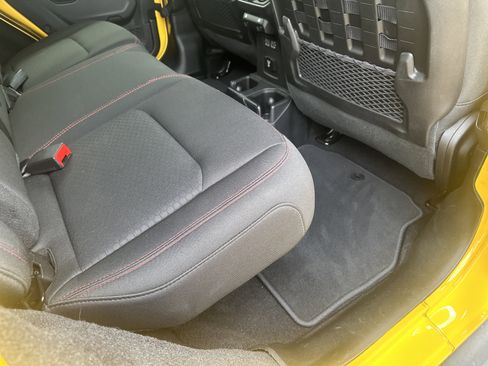 Used 2019 Jeep Wrangler Unlimited Rubicon w/ Cold Weather Group AWD/4WD image 28