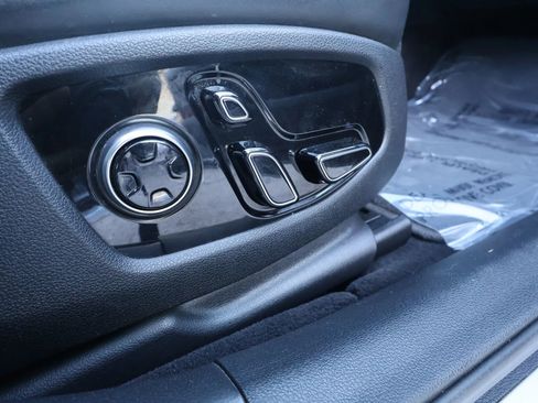 Used 2018 Genesis G90 5.0 Ultimate image 36