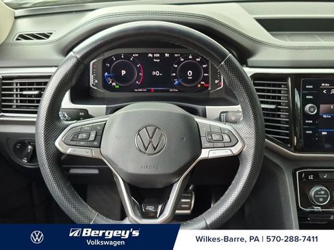 Certified 2023 Volkswagen Atlas SEL Premium AWD/4WD image 16