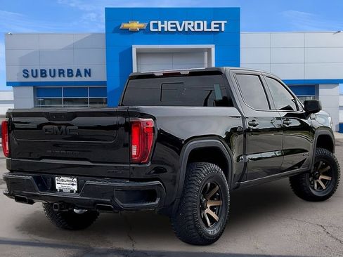 Used 2022 GMC Sierra 1500 AT4 w/ AT4 Preferred Package AWD/4WD image 4