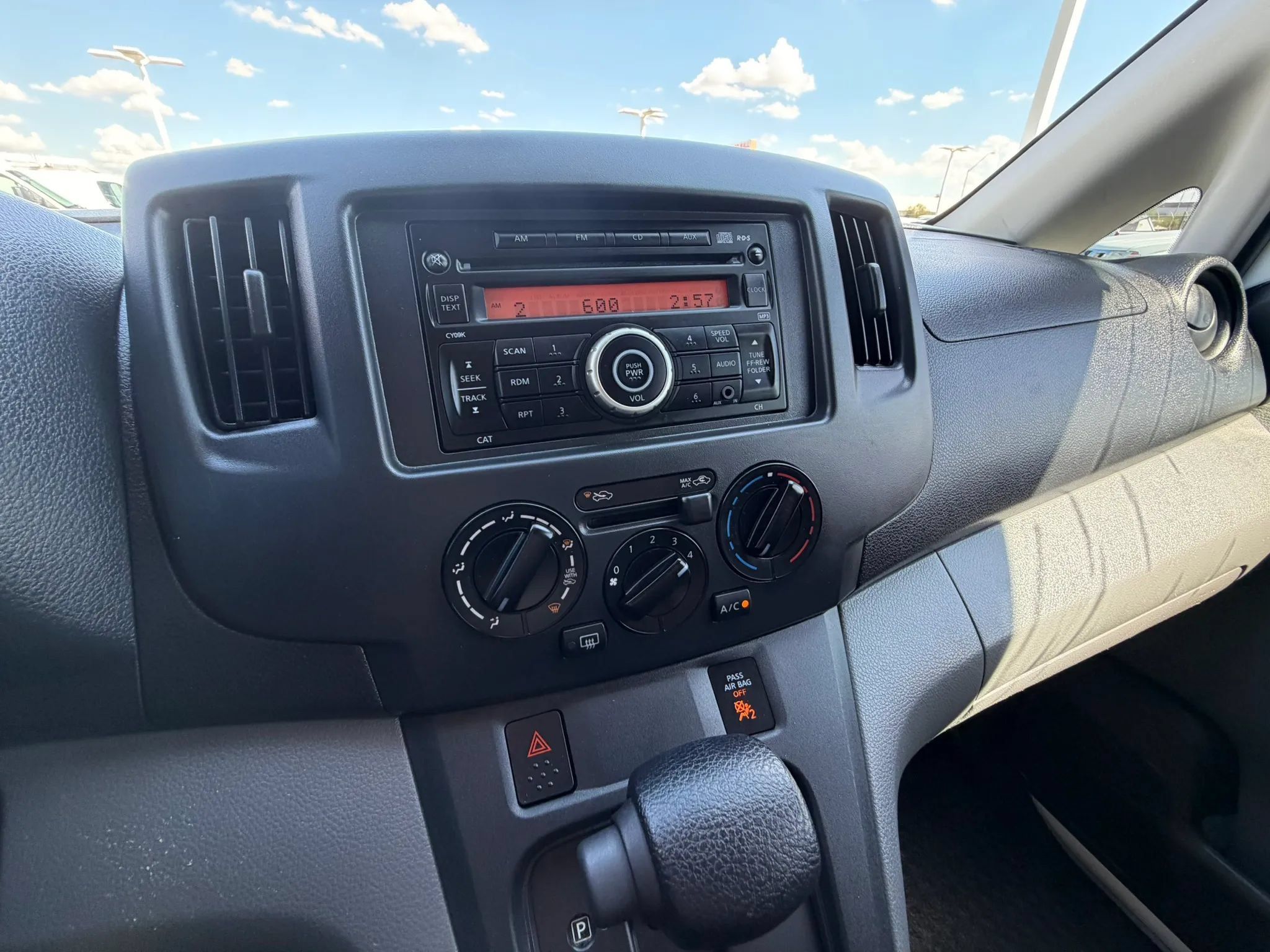 Used 2017 Chevrolet City Express LT FWD image 21
