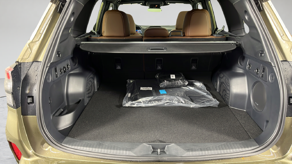 New 2026 Subaru Forester Touring AWD/4WD image 35