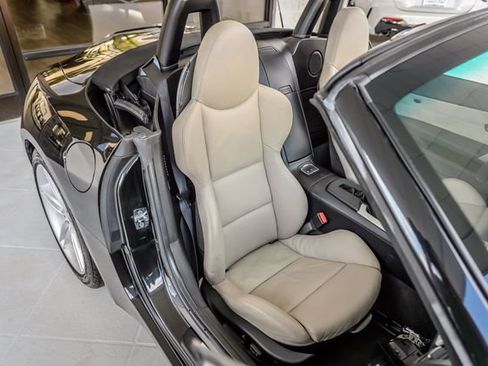 Used 2006 BMW M Roadster image 37