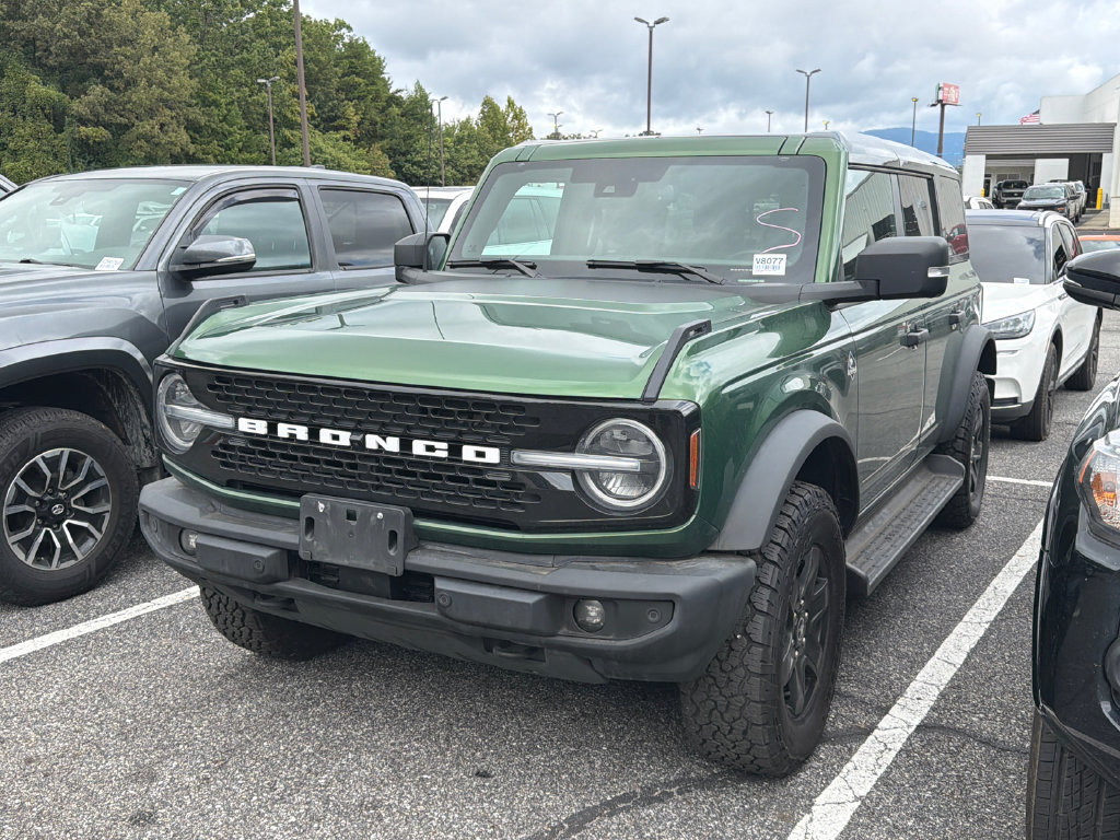 Used 2025 Ford Bronco Outer Banks AWD/4WD image 5
