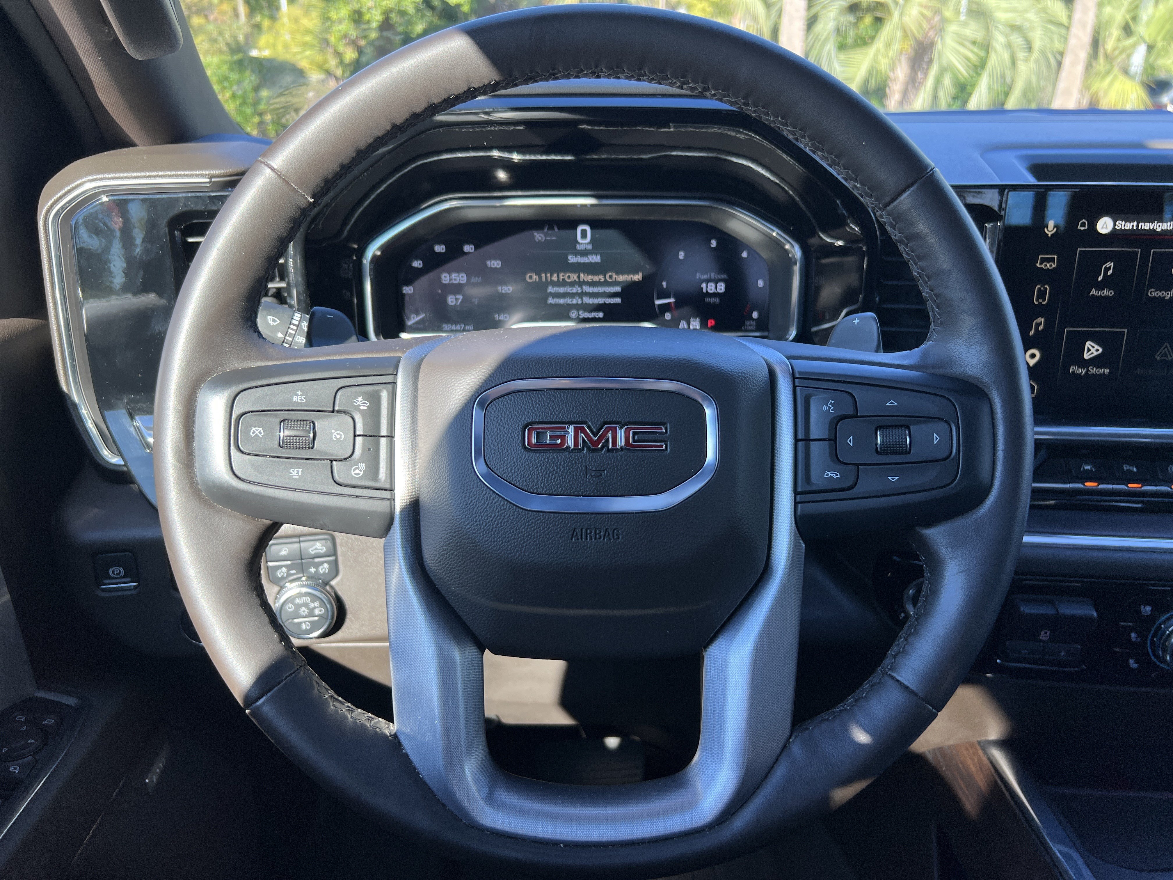 Used 2024 GMC Sierra 1500 SLT w/ SLT Premium Plus Package AWD/4WD image 18