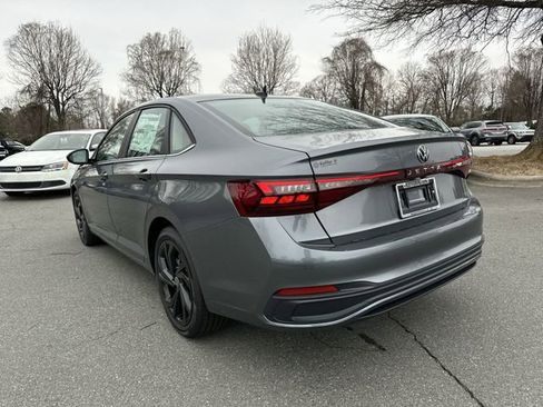 New 2026 Volkswagen Jetta SE image 3