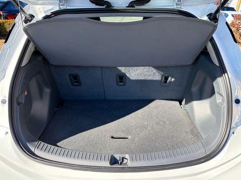 Used 2021 Chevrolet Bolt Premier w/ Infotainment Package image 22