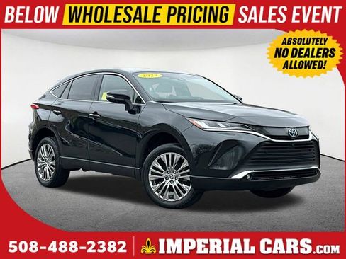 Used 2024 Toyota Venza Limited AWD/4WD image 1