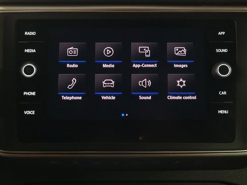 Used 2018 Volkswagen Atlas SE image 25