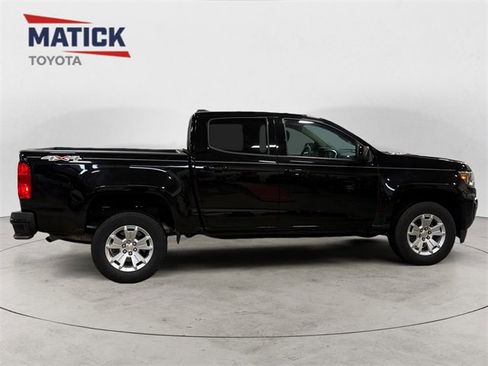 Used 2022 Chevrolet Colorado LT w/ LT Convenience Package image 8