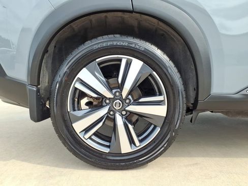 Used 2021 Nissan Rogue SL FWD image 19
