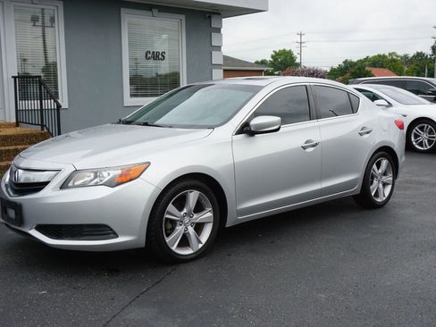 Used 2015 Acura ILX image 1