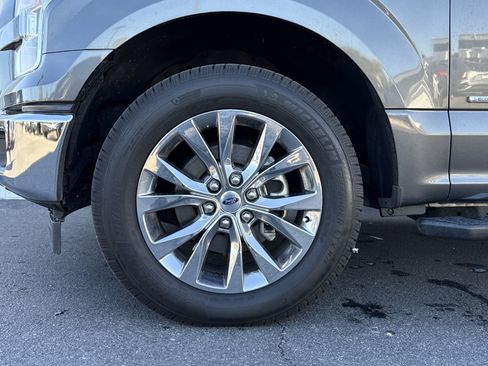 Used 2017 Ford F150 XLT w/ Equipment Group 302A Luxury image 5