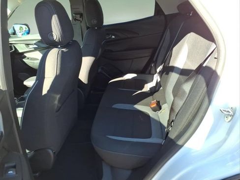 Used 2023 Chevrolet TrailBlazer LT w/ Convenience Package AWD/4WD image 12
