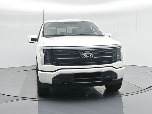 New 2025 Ford F150 Lightning Platinum image 33