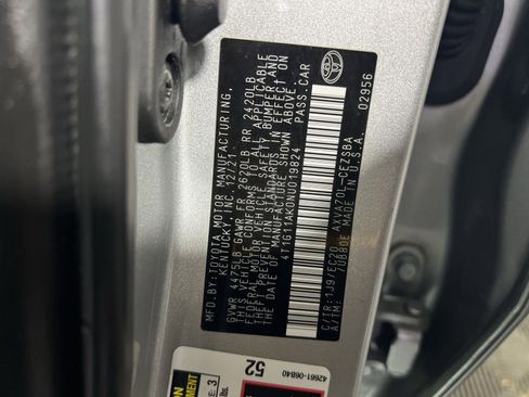 Used 2022 Toyota Camry SE image 30