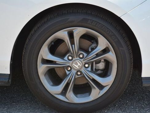 Used 2024 Honda Accord EX image 32
