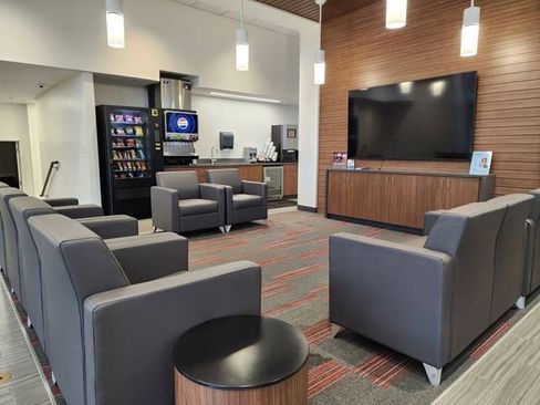 Used 2022 Toyota Highlander Platinum image 11