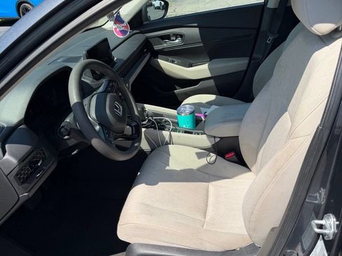 Used 2023 Honda Accord EX image 26