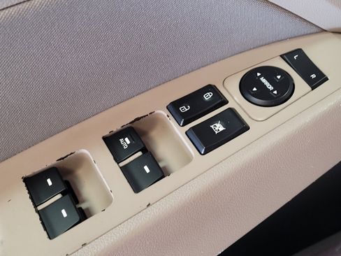 Used 2020 Hyundai Elantra Value Edition image 27