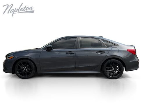 Used 2022 Honda Civic Sport image 2