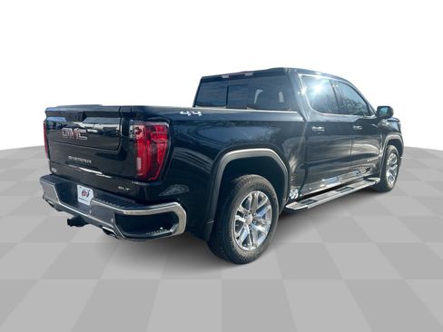 Certified 2022 GMC Sierra 1500 SLT w/ SLT Premium Plus Package image 9