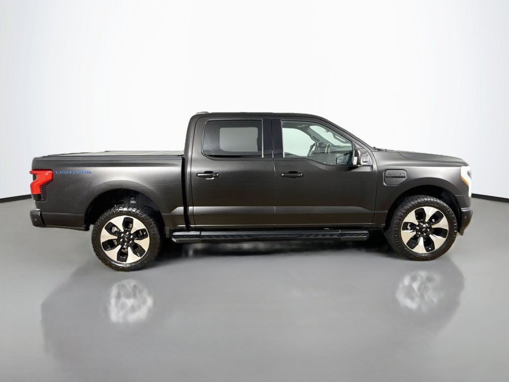 Used 2023 Ford F150 Lightning Platinum AWD/4WD image 8