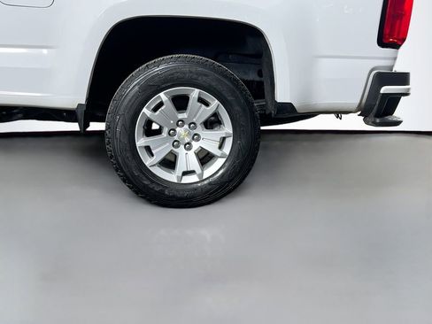 Used 2021 Chevrolet Colorado LT w/ Fleet Safety Package image 28