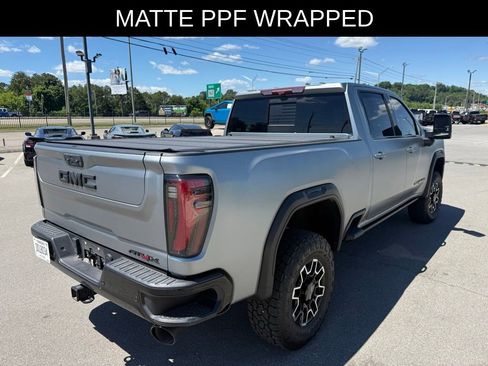 Used 2024 GMC Sierra 2500 AT4X AWD/4WD image 3