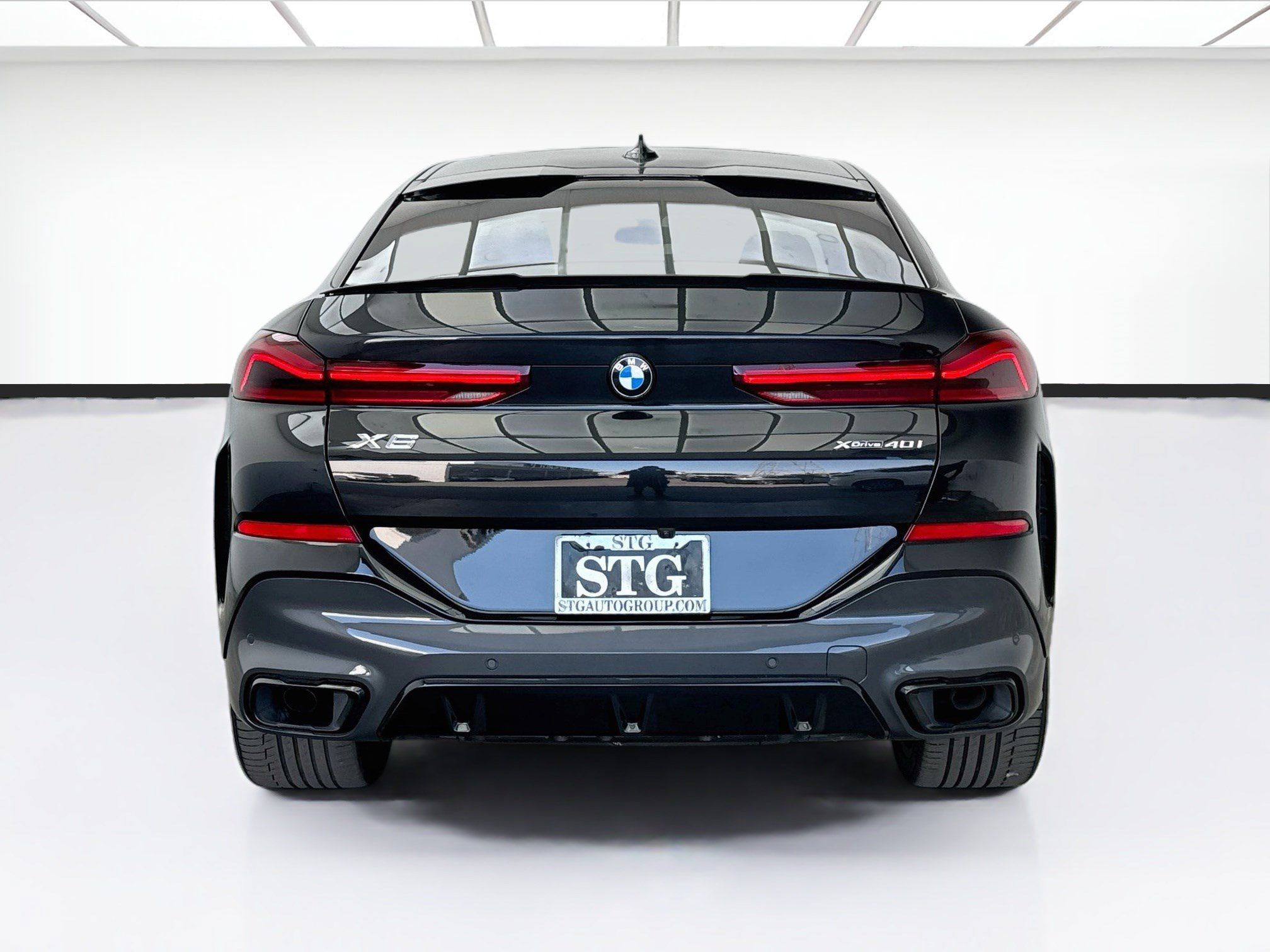Used 2022 BMW X6 xDrive40i w/ M Sport Package AWD/4WD image 5