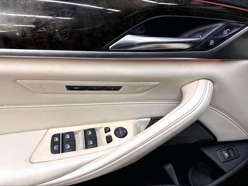 Used 2017 BMW 540i RWD image 35
