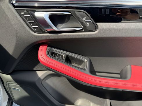 New 2026 Porsche Macan S AWD/4WD image 18