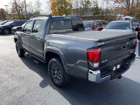Certified 2022 Toyota Tacoma SR5 image 8