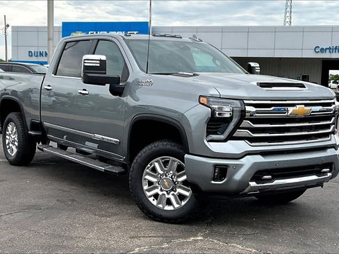 New 2025 Chevrolet Silverado 2500 High Country w/ High Country Premium Package image 2