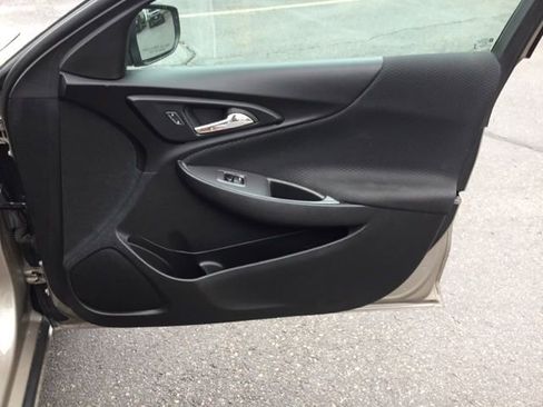 Used 2024 Chevrolet Malibu LS image 16