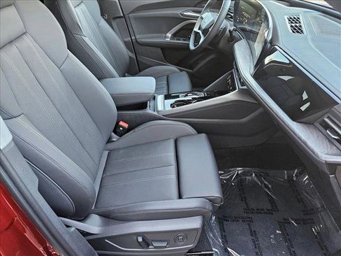 New 2025 Audi Q5 Premium Plus image 15