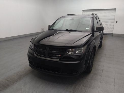 Used 2020 Dodge Journey SE w/ SE Popular Equipment Group FWD image 15