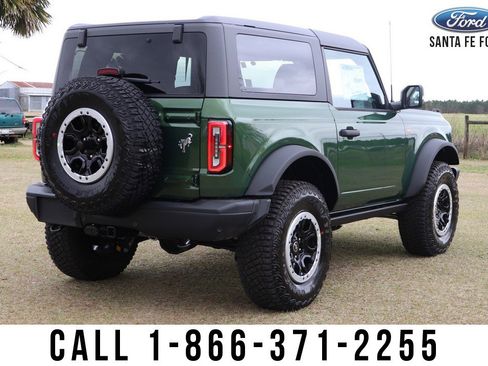 New 2023 Ford Bronco Badlands image 8