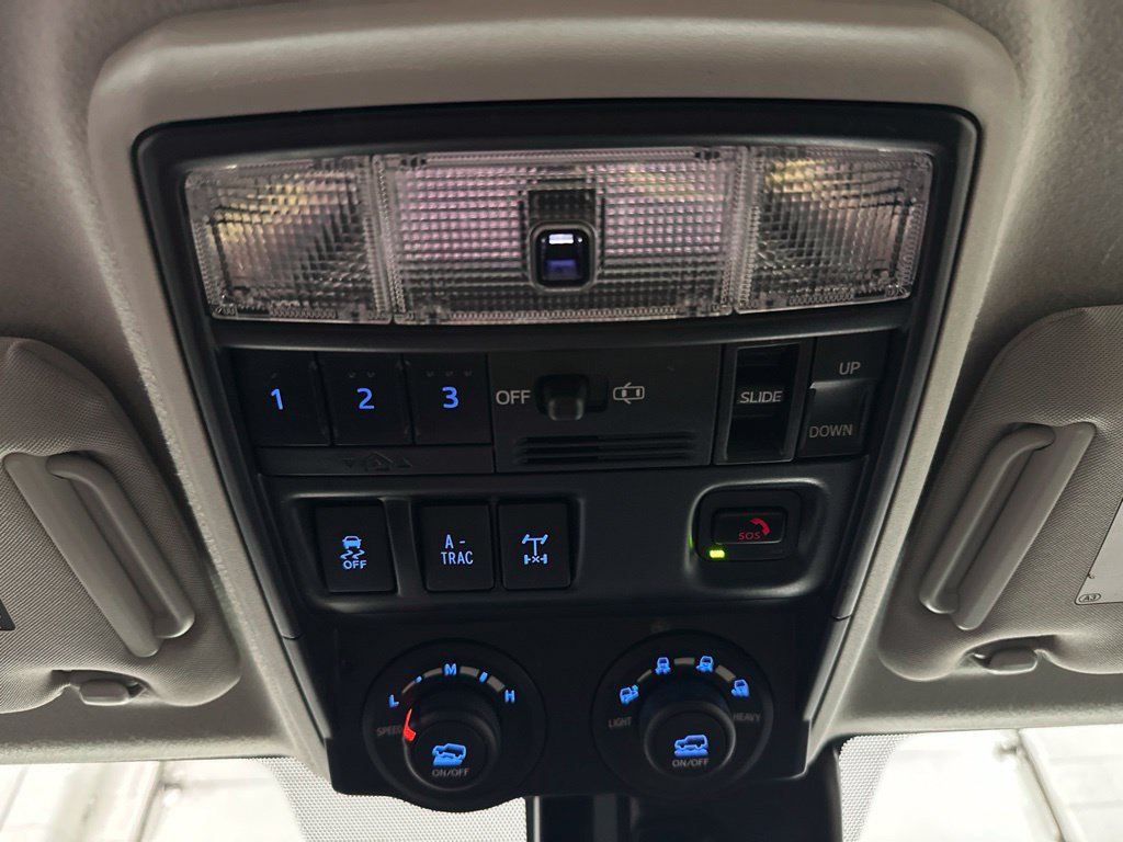 Used 2022 Toyota 4Runner TRD Pro AWD/4WD image 33
