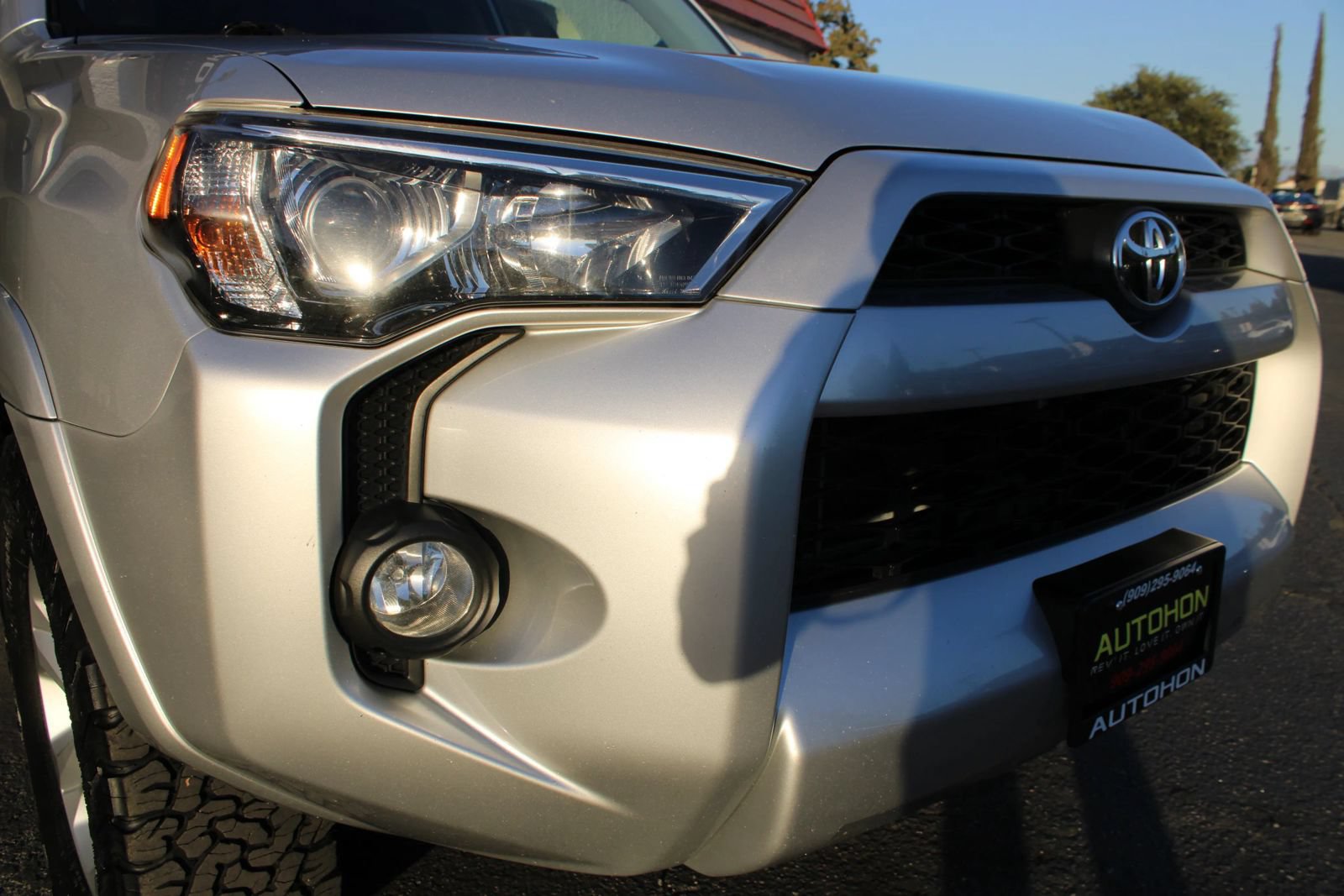 Used 2016 Toyota 4Runner SR5 AWD/4WD image 5